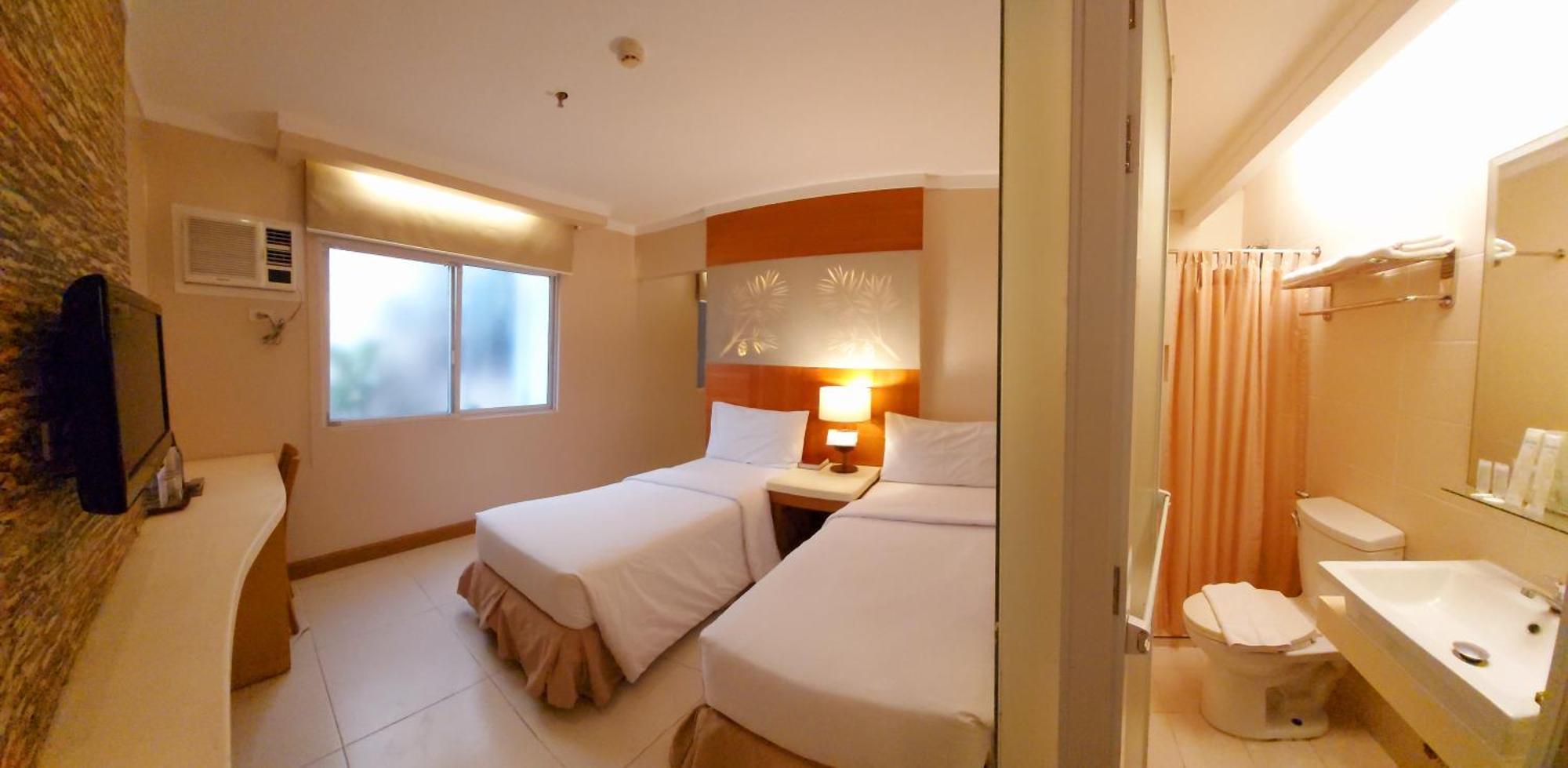 Standard Quadruple Room,1533377455:JPEG